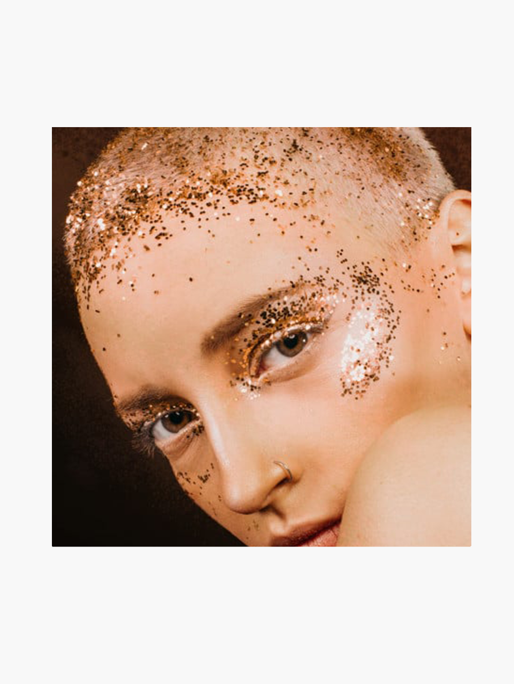 Paillettes Tchin-Tchin SiSi dorée idée maquillage