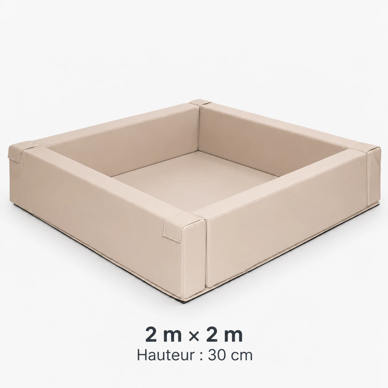 Piscine beige seule : dimensions extérieures 2 m par 2 m, hauteur 30 cm